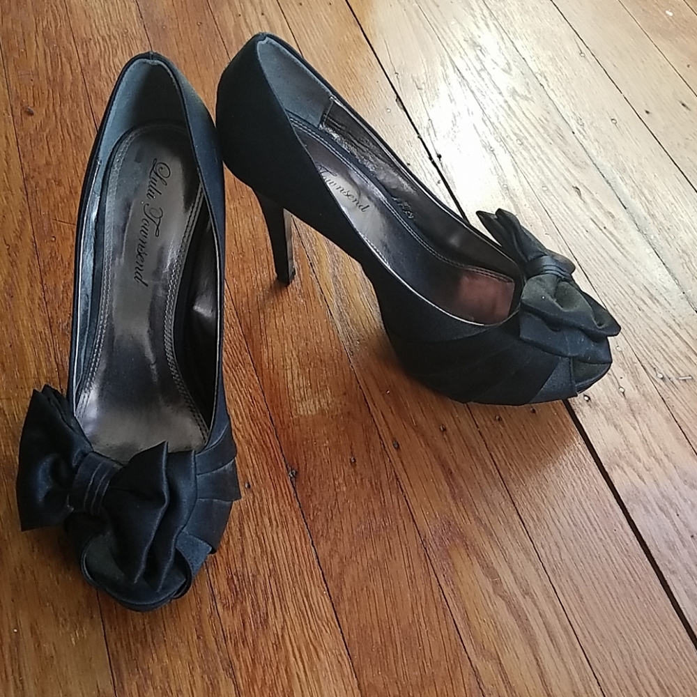 Lulu Townsend Satin Peeptoe Heels